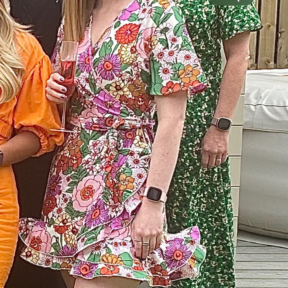 Mini floral dress with tie detail